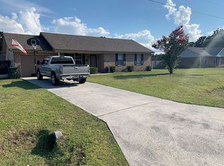 236 Shayna Dr, Hinesville, GA 31313