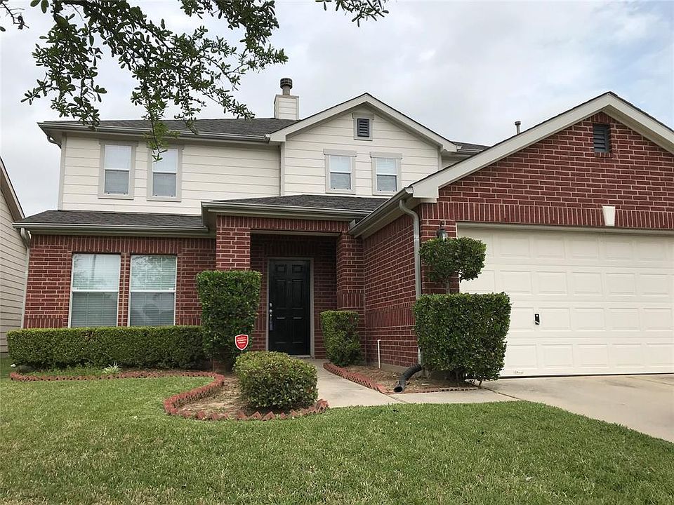 1st image of 11406 Fountain Bend Dr
