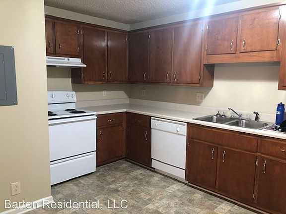 4th image of 143 Darlene Dr #145D