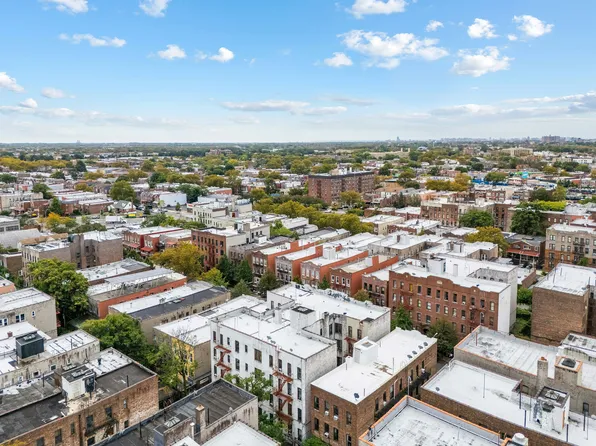 455 East 94th Street image 3 of 5