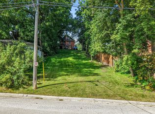 190 Charlotte St S, Newmarket, ON L3Y 3S8