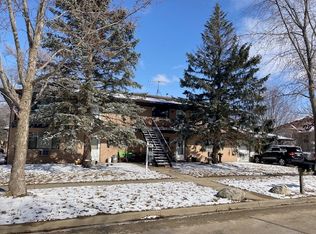 440 E Jefferson Ave, Hampshire, IL 60140