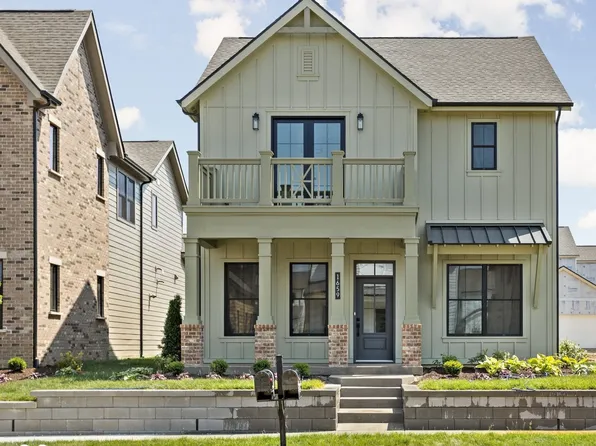 1659 Carrollton Rail Dr, Westfield, IN 46074