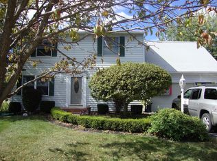 350 Mallard Rd, Perrysburg, OH 43551