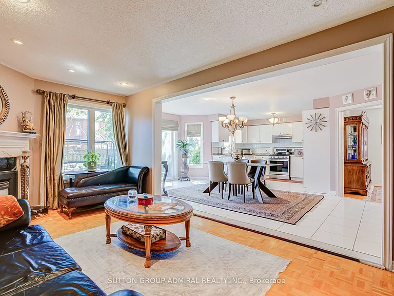 8890 Martin Grove Rd — Photo 18
