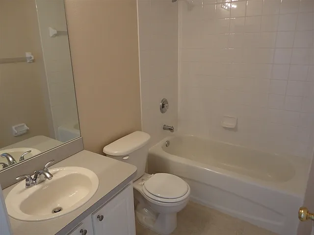 11837 Brenford Crest Dr — Photo 13