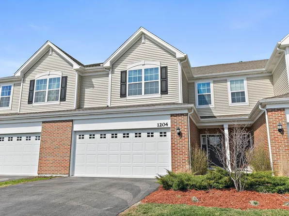 1204 Draper Rd, McHenry, IL 60050