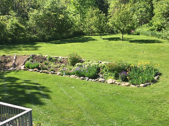 2nd image of 4 Deer Haven Dr