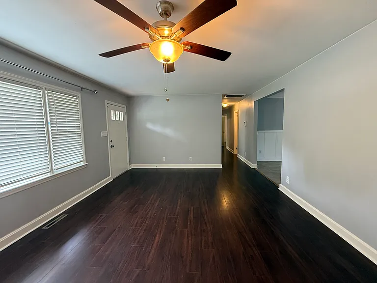1536 Emerywood Dr — Photo 6