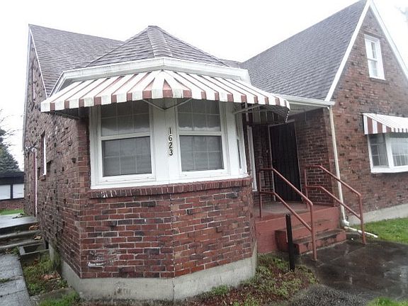 3rd image of 1623 S Grant Ave