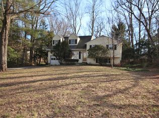 48 Lily Pond Ln, Katonah, NY 10536