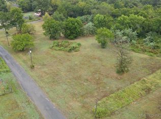 Choctaw St, Howe, OK 74940