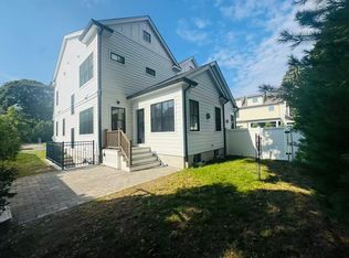 7 Sharon Ave #7, Auburndale, MA 02466