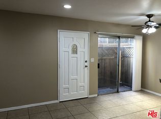15555 Nordhoff St APT 5A, North Hills, CA 91343