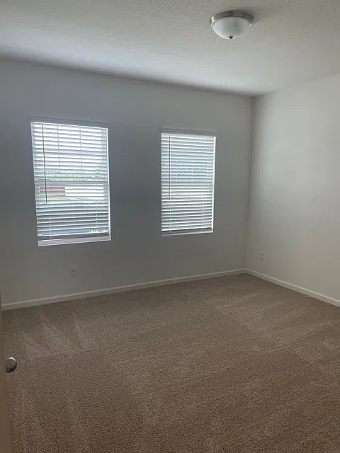 3 bed, 1769 sqft, $2,100 — Photo 1