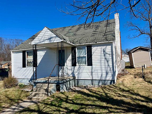 3rd image of 560 Dooms Crossing Rd