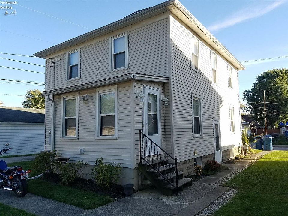 2nd image of 1010 Dorr St