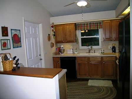 Spacious kitchen open to great room