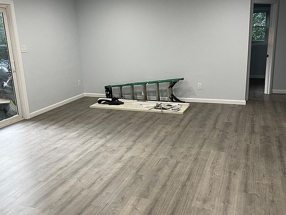 3rd image of 2022 Edgar Ct