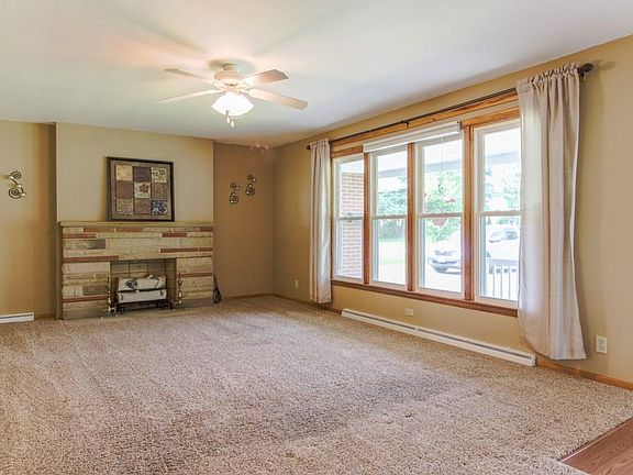 2nd image of 183 Woodbine Dr