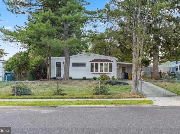 223 Ruth Ave, Maple Shade, NJ 08052