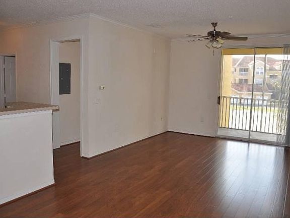 3rd image of 18001 Richmond Place Dr APT 1021