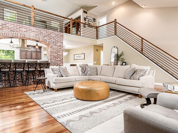 5th image of 6053 Southdown Ln