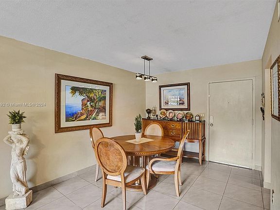 5th image of 10431 N Kendall Dr APT D110