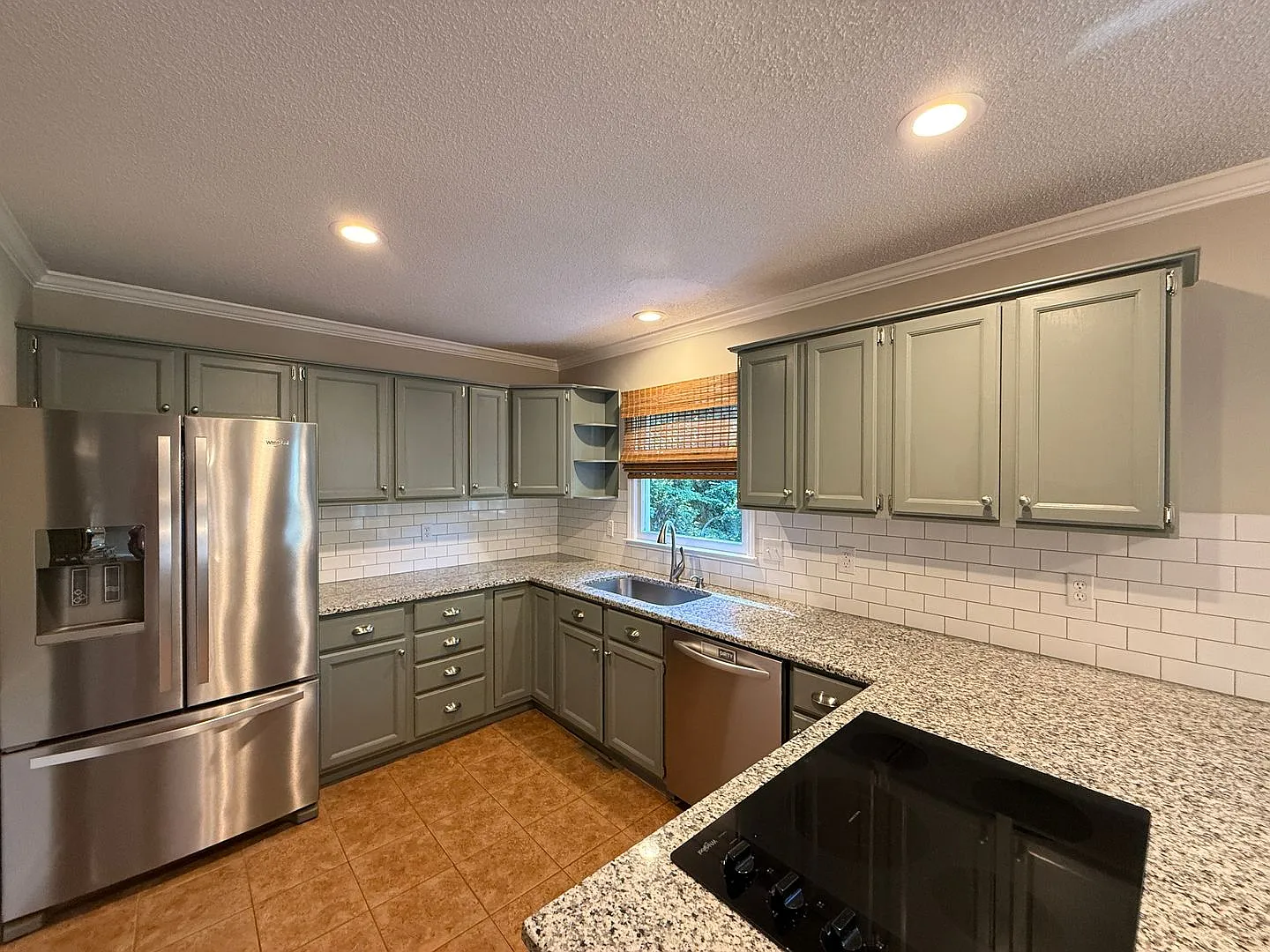 6714 Amberley Lane — Photo 3