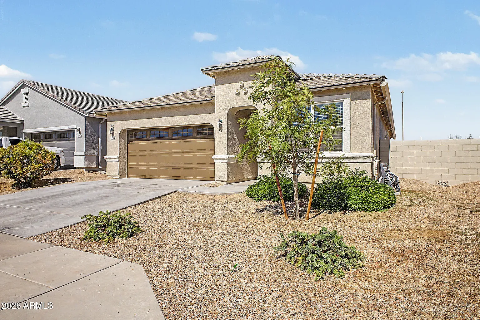 4 bed, 1995 sqft, $2,100 — Photo 3