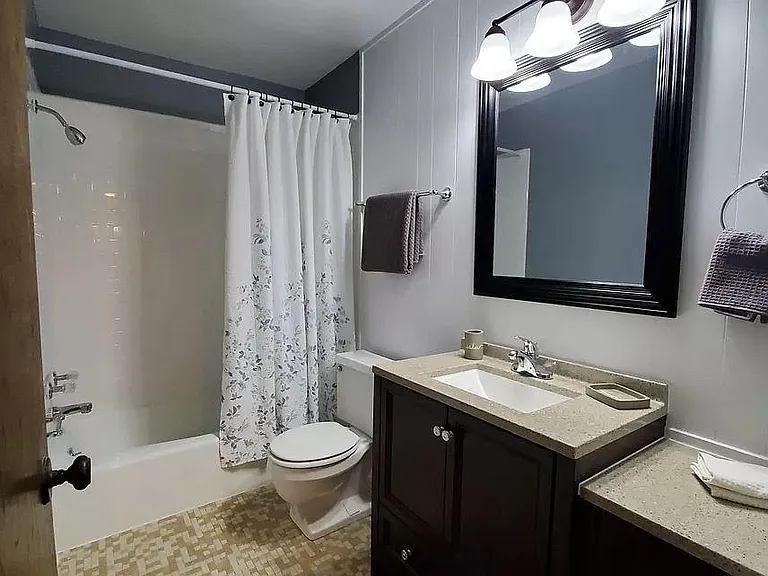 Northumberland Apartments — Photo 17