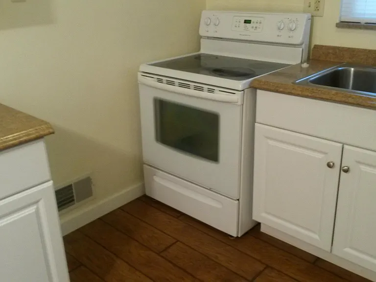 1321 Creedmoor Ave #1 — Photo 8