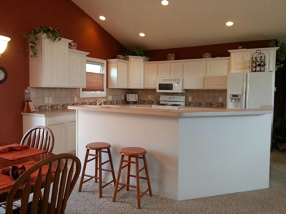 40 Cabinets & drawer Spaces