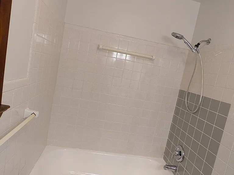 2415 Ellerslie St #1 — Photo 5