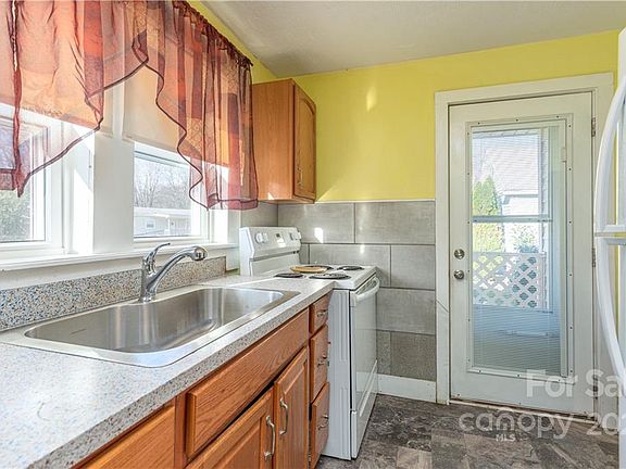 4th image of 115 Belle Meade Dr