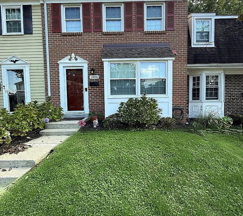 1st image of 1806 Foxdale Ct