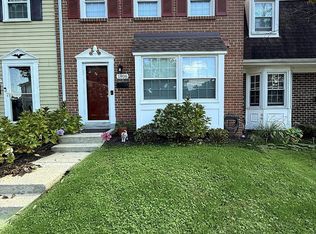 1806 Foxdale Ct, Crofton, MD 21114