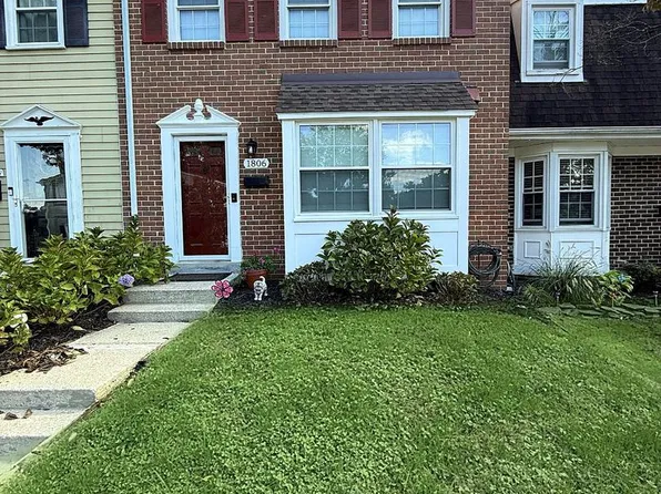 1806 Foxdale Ct, Crofton, MD 21114