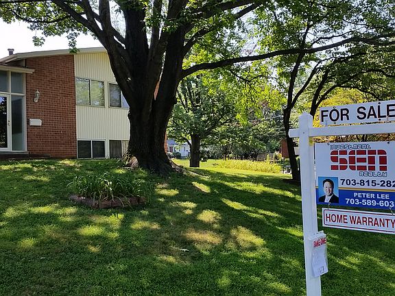 3rd image of 4519 Braeburn Dr