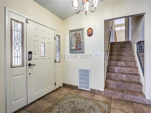2nd image of 712 Cragin Park Dr
