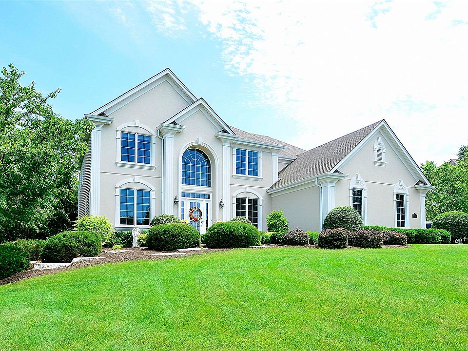 1st image of 38W235 Chickasaw Ct