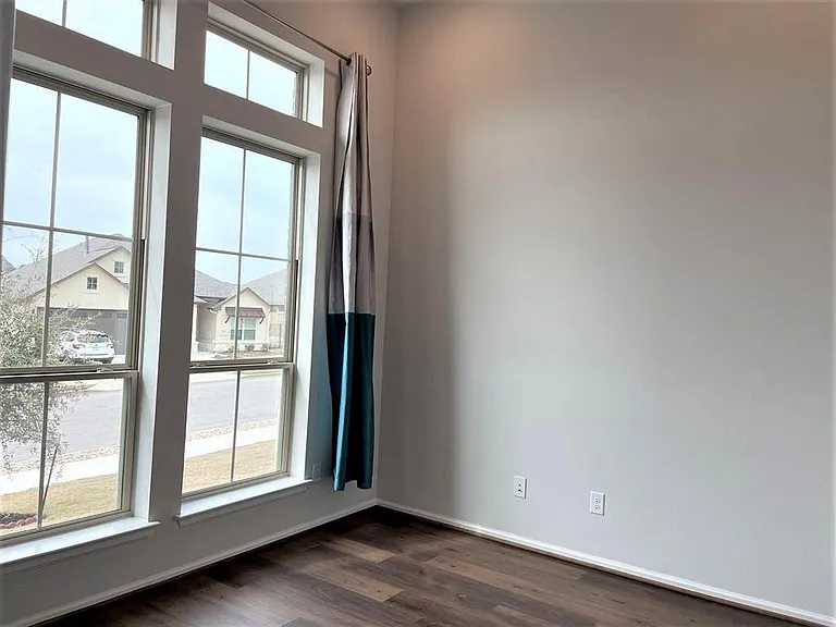 156 Santa Maria St — Photo 5