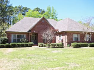 205 Bainbridge Rd, Florence, AL 35634