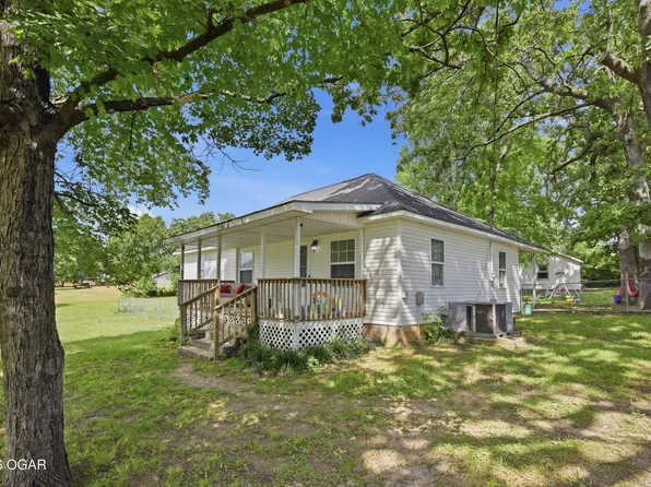 699 S Main St, Granby, MO 64844
