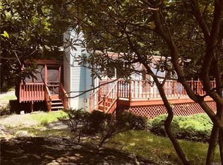 18 W Highland Dr, White Lake, NY 12786