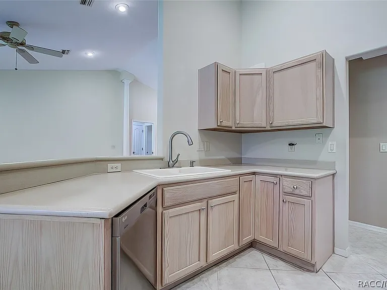12 Anton Ct — Photo 19