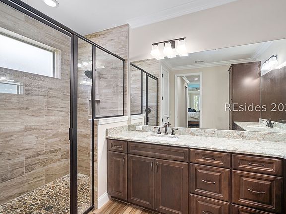 4th image of 1112 Shoreside Dr