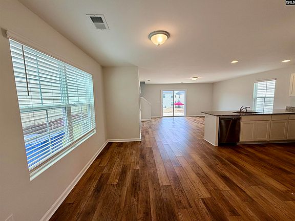 2nd image of 411 Eclipse Ln