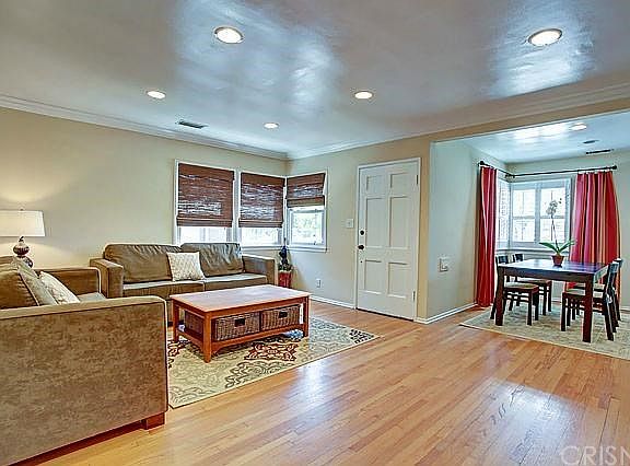 3rd image of 5552 Auckland Ave