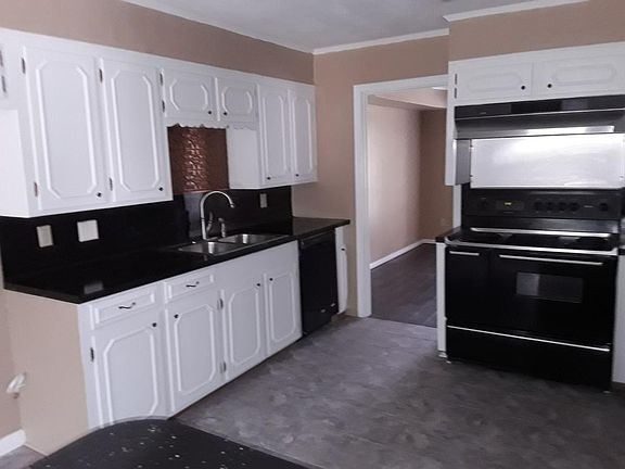2nd image of 22 Marguerite Dr